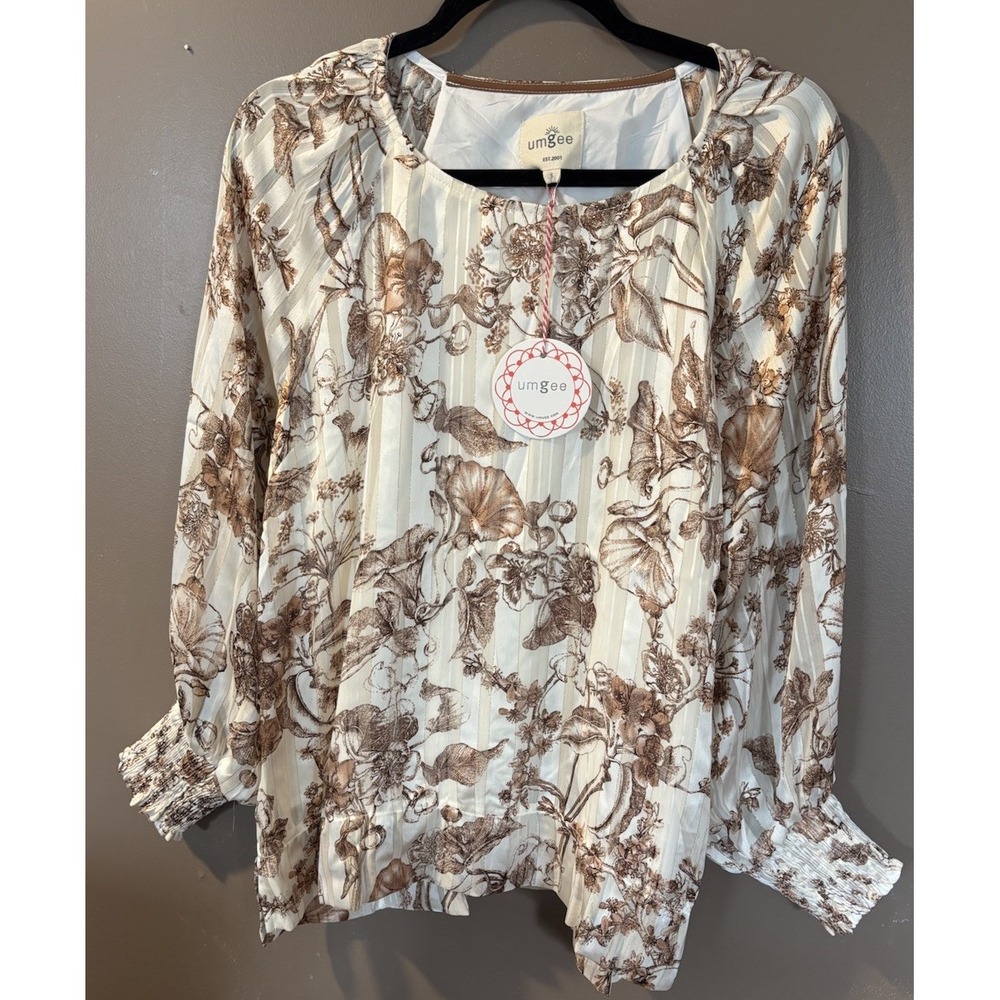Women's Size Small New With Tags Umgee Blouse